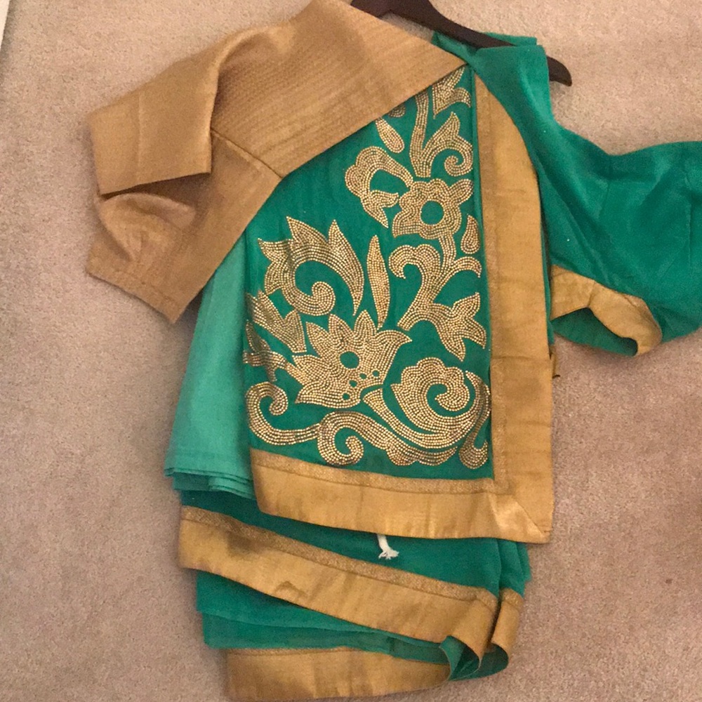 Saree
